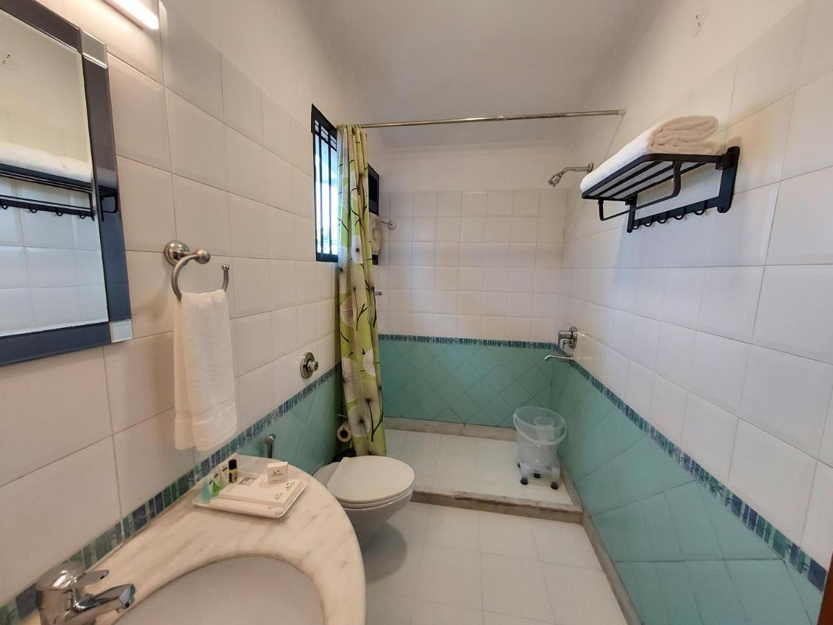 Mehar Villa 3Bhk With Private Cook, Garden, Views Kasauli Eksteriør billede