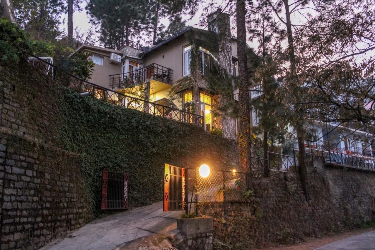 Mehar Villa 3Bhk With Private Cook, Garden, Views Kasauli Eksteriør billede